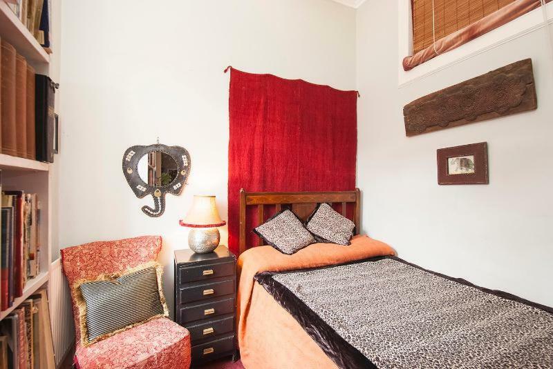 Central Apartment With Parking, Original Art And Antiques 爱丁堡 外观 照片